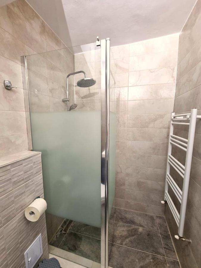 Inima Iasului - Central View Apartment ยาช ภายนอก รูปภาพ